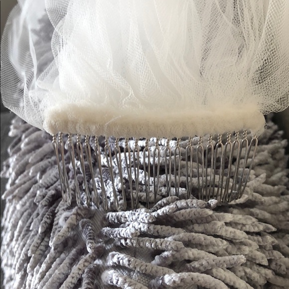 Ivory color veil/blusher - Picture 2 of 4